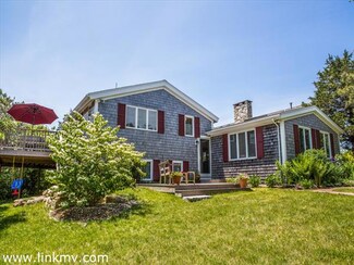One Smith Ln, Chilmark, MA 02535