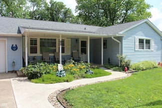 705 Terrace Ln, Greencastle, IN 46135