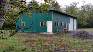 207 Bay Center Rd, South Bend, WA 98586