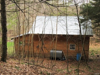 9286 Us Route 20, Bridgewater, NY 13313