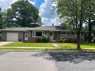 904 11th St, Mosinee, WI 54455