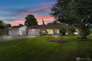 3172 Folk Ream Rd, Springfield, OH 45502