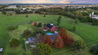 8850 Katy Hockley Rd, Katy, TX 77493