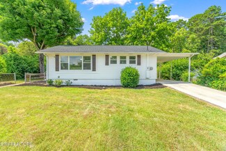 123 Pembroke Rd, Oak Ridge, TN 37830