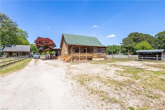 2820 Bunch Walnuts Rd, Chesapeake, VA 23322