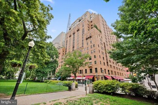 219 S 18th St Unit 705, Philadelphia, PA 19103