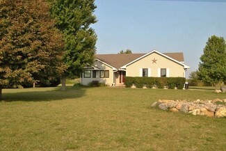 2945 SE Jarvis Ln, Runnells, IA 50237