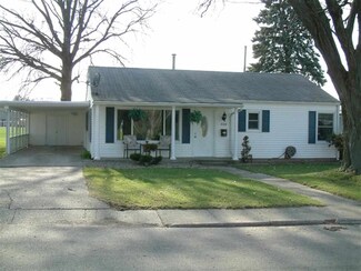 400 Morningside Dr, Nappanee, IN 46550