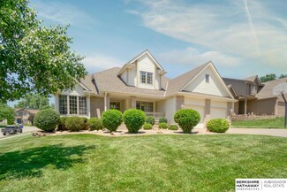 15222 Gertrude St, Omaha, NE 68138