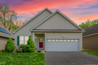 49 Pinehurst Dr, East Haven, CT 06513