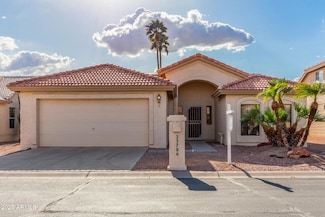 23706 S Desert Sands Dr, Sun Lakes, AZ 85248