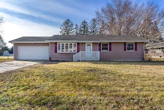108 Barry Ave, Byron, IL 61010