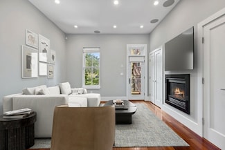 32 Clarendon St, Boston, MA 02116
