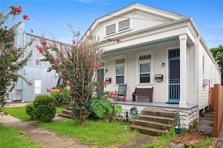 3948 Laurel St, New Orleans, LA 70115