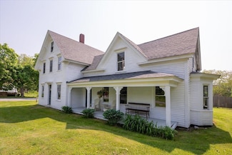 3 Salt Pond Rd, Friendship, ME 04547