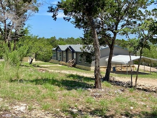 190 Adkins Rd, Kerrville, TX 78028