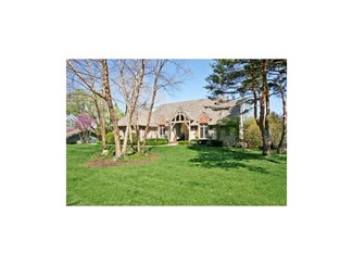 2500 Arno Rd, Mission Hills, KS 66208