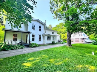 1765 West Rd, Oneida, NY 13421