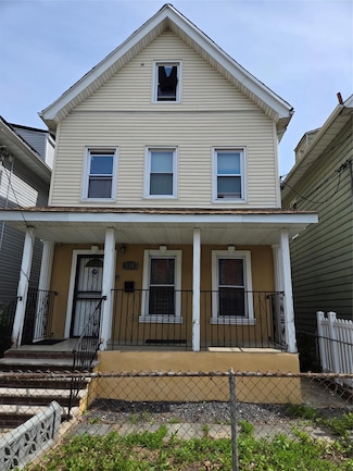 731 E 218th St, Bronx, NY 10467