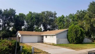 707 E Greenbrae Dr, Sparks, NV 89434