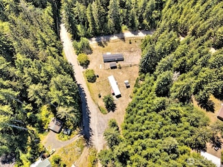 20 W Newberry Ln, Elma, WA 98541