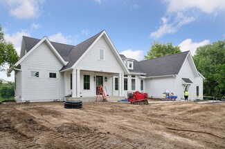 345 Margaret Cir, Wayzata, MN 55391
