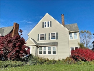 2921 Ludlow Rd, Cleveland, OH 44120