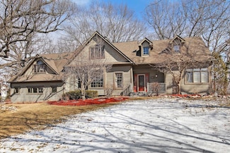 404 Tulip Cir, Island Lake, IL 60042