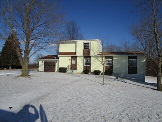 4200 Waldron Rd, Union Springs, NY 13160