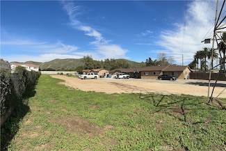 9085 Bellegrave Ave, Riverside, CA 92509