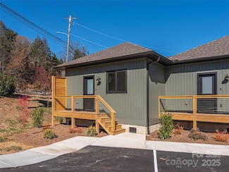 11 Leap Frog Park, Waynesville, NC 28786