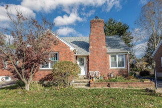 6912 Edith St, Cincinnati, OH 45244