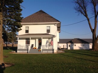 5228 W County Line Rd, Paw Paw, IL 61353