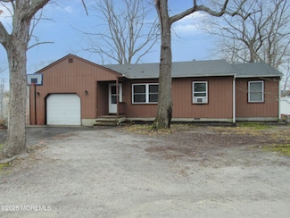 313 Merrimac Rd, Forked River, NJ 08731