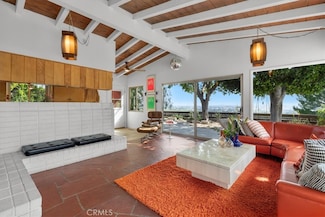 12 Saddle Rd, Rancho Palos Verdes, CA 90275