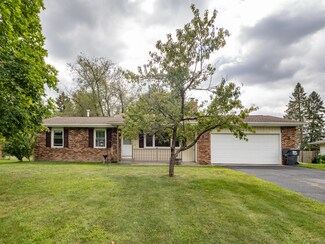 2610 Thayer Ave, Kalamazoo, MI 49004