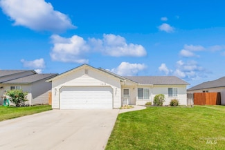 1913 Cambridge St, Caldwell, ID 83607
