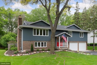 189 Glenmoor Ln, Long Lake, MN 55356