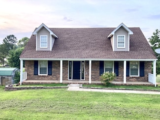 925 Tommy Oliver Rd, Clarksville, TN 37042