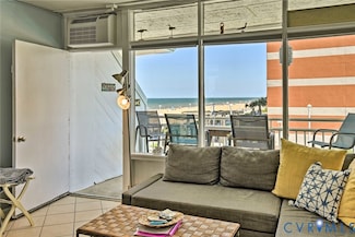 4005 Atlantic Ave Unit 207, Virginia Beach, VA 23451