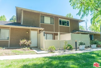 28867 Conejo View Dr, Agoura Hills, CA 91301