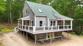 53 Mooers Rd, Nottingham, NH 03290
