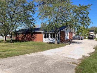 800 W High St, Redkey, IN 47373