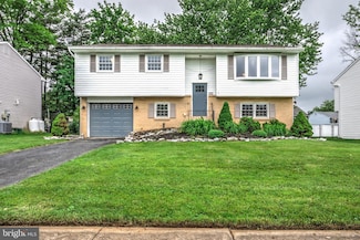 809 N Arch St, Mechanicsburg, PA 17055