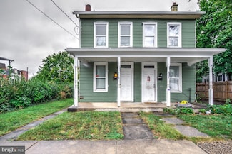 220 Duke St, Ephrata, PA 17522