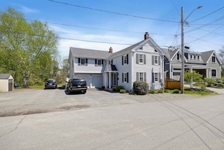 44 Franklin St, Exeter, NH 03833