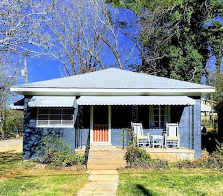2514 Bedford Ave, Raleigh, NC 27607