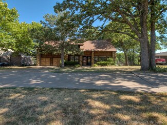 115 Lakeview Dr, Mannford, OK 74044