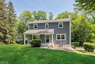 271 Cedar Hill Ave, Wyckoff, NJ 07481