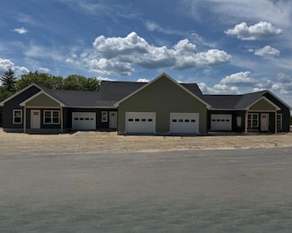 4 Macie Dr Unit 70, Standish, ME 04084